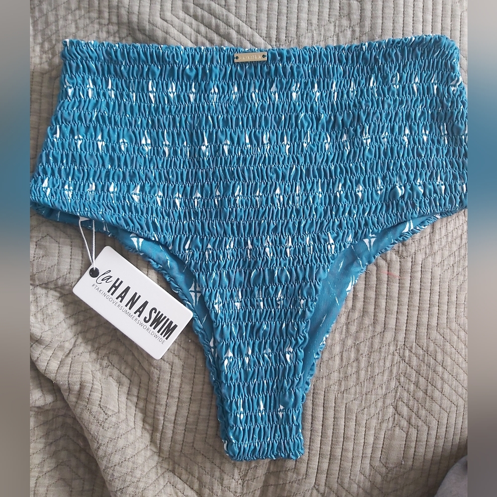 Lahana bikini bottom